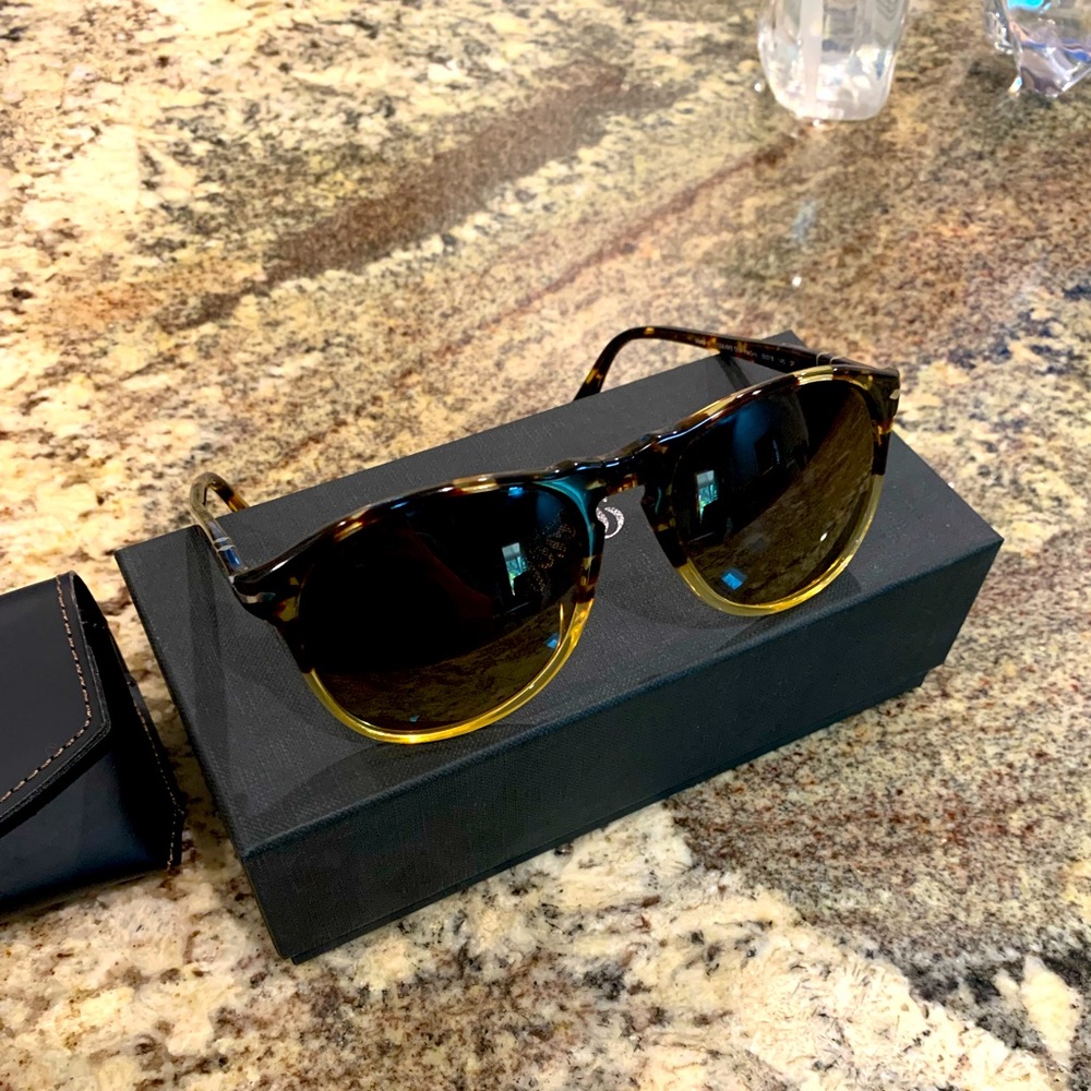 Persol Made in Italy 9649S Ebano e Oro 55mm Men’s sunglasses Polarized unworn